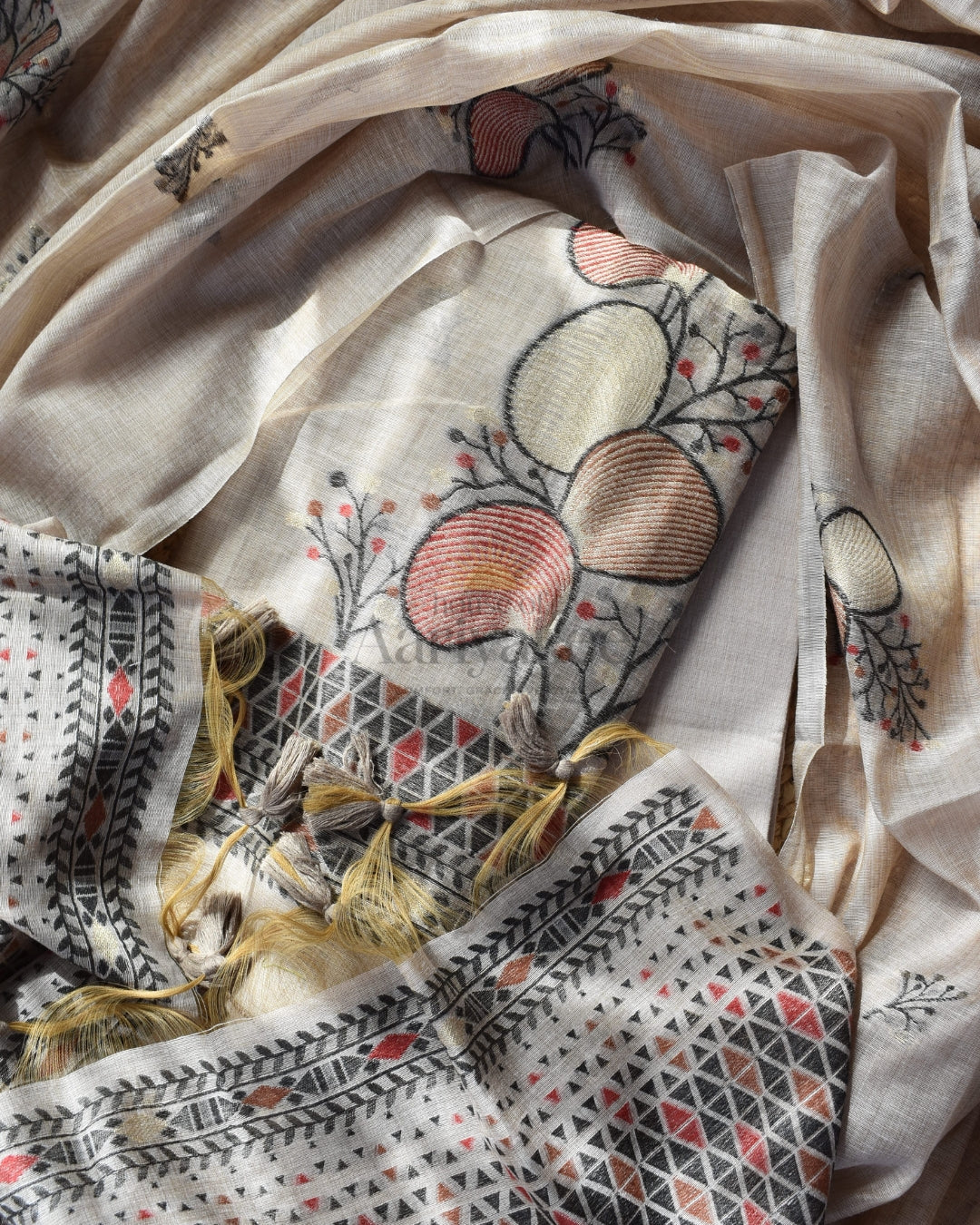 Beige blossom charm jamdhani weaver