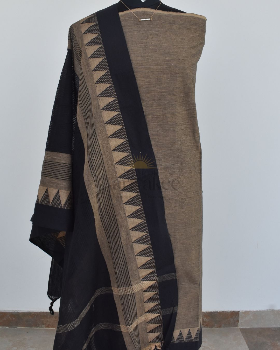 Kaalika Handloom Cotton Temple boarder salwar set