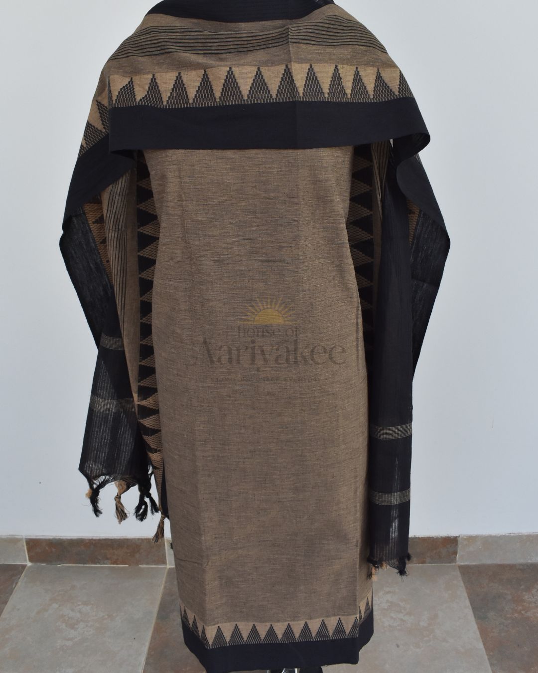 Kaalika Handloom Cotton Temple boarder salwar set